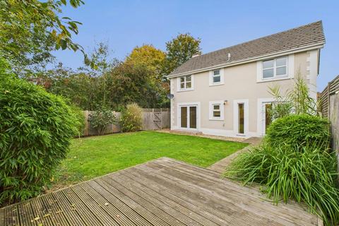 3 Bodman Close, Chippenham, SN15 3YE