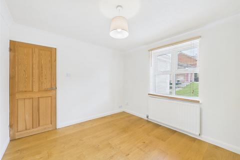 3 Bodman Close, Chippenham, SN15 3YE