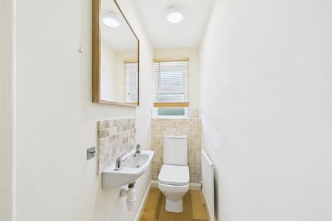 3 Bodman Close, Chippenham, SN15 3YE
