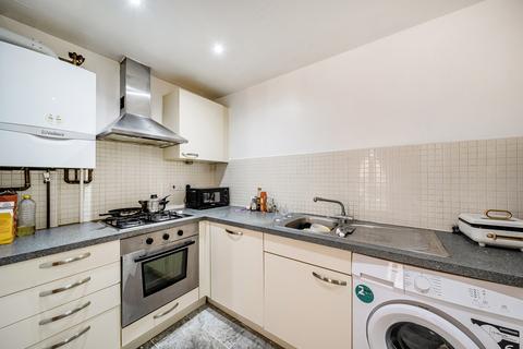 2 bedroom apartment for sale, Chandler Way, London