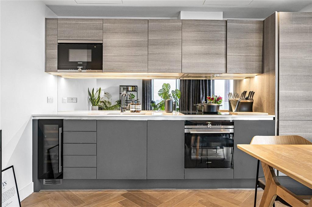 Kitchen/Reception