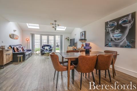 undefined, Holmes Lane, Bishop's Stortford, CM23