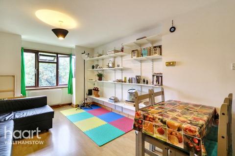 1 bedroom apartment for sale, Teresa Mews, Walthamstow