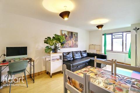 1 bedroom apartment for sale, Teresa Mews, Walthamstow