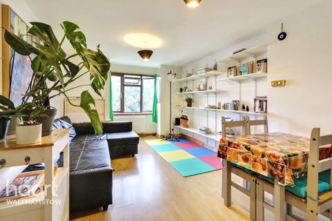 undefined, Teresa Mews, Walthamstow