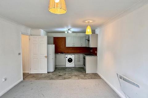 undefined, Long Lease, Parking, Luton Road, London, E13