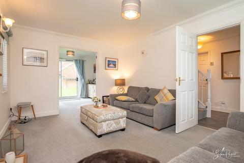 4 bedroom detached house for sale, Sovereign Way, Ryde
