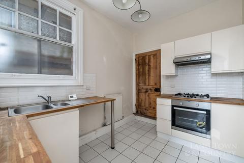 undefined, Queens Gate, Plymouth PL4