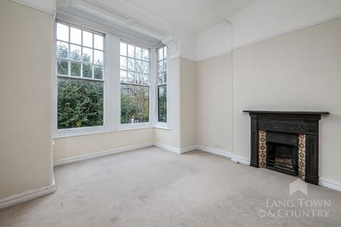 undefined, Queens Gate, Plymouth PL4