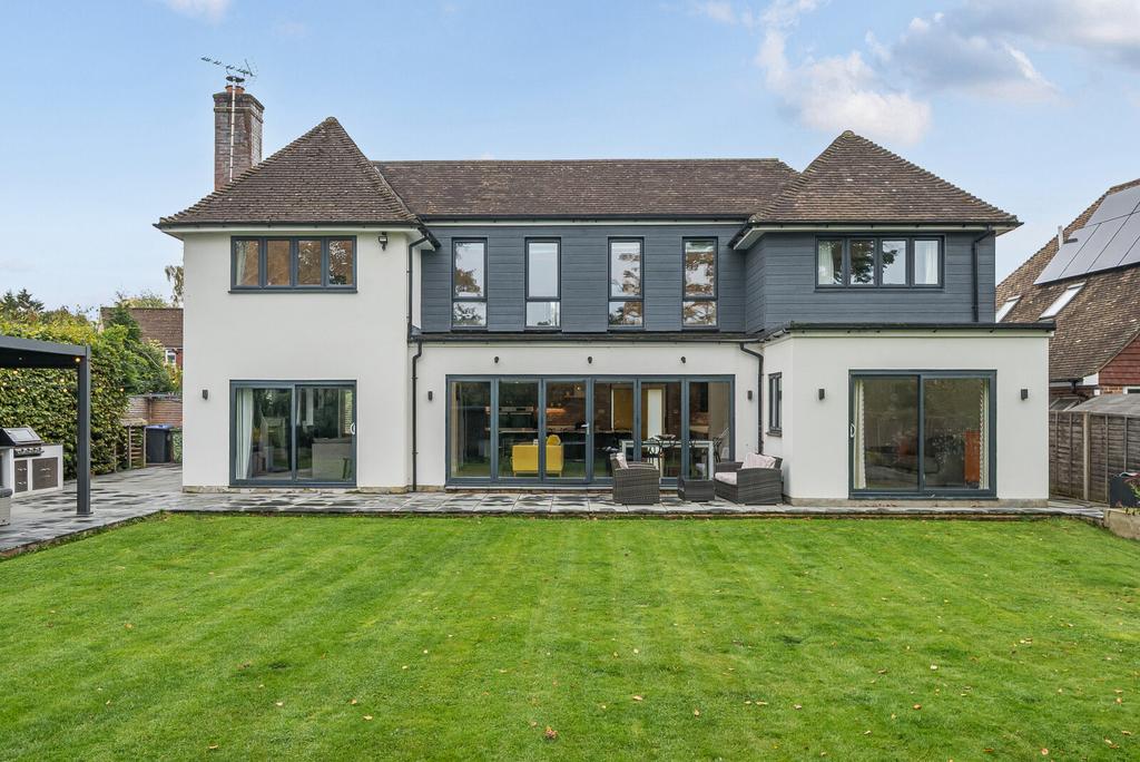 1365825-4-68ef6eb...