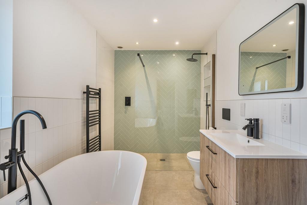 1365825-22-68ef6f...