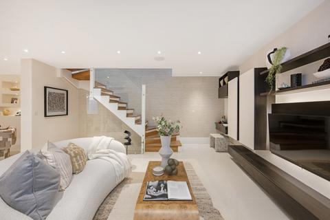 undefined, Cato Street, London, W1H