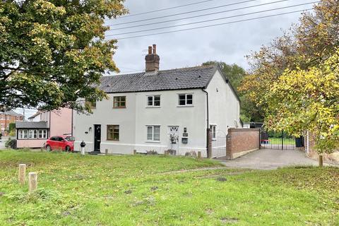 The Green, Palgrave
