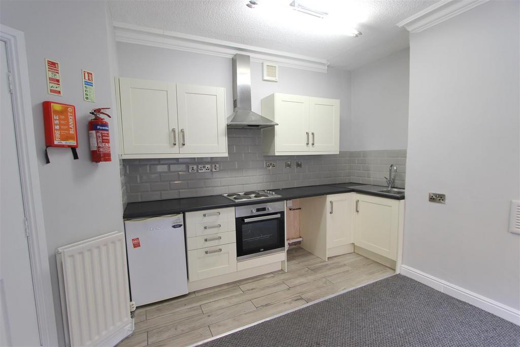 Lounge/dining kitchen