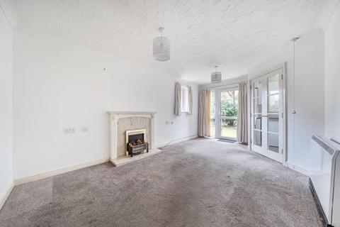2 bedroom apartment for sale, Spencer Court, Banbury