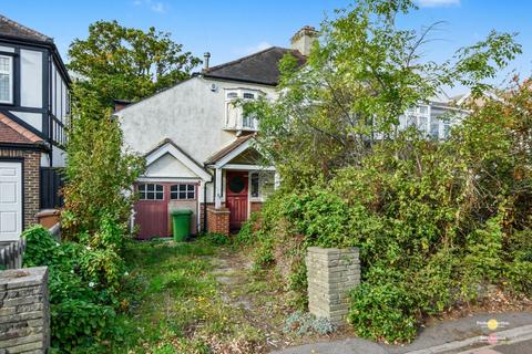 undefined, The Avenue, West Wickham BR4