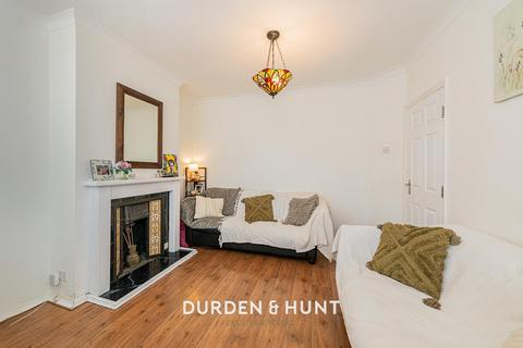 undefined, Walden Way, Hainault, IG6