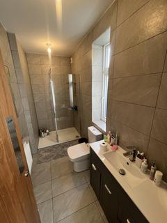 9 bedroom semi-detached house to rent, Wellington Road, Fallowfield, Manchester