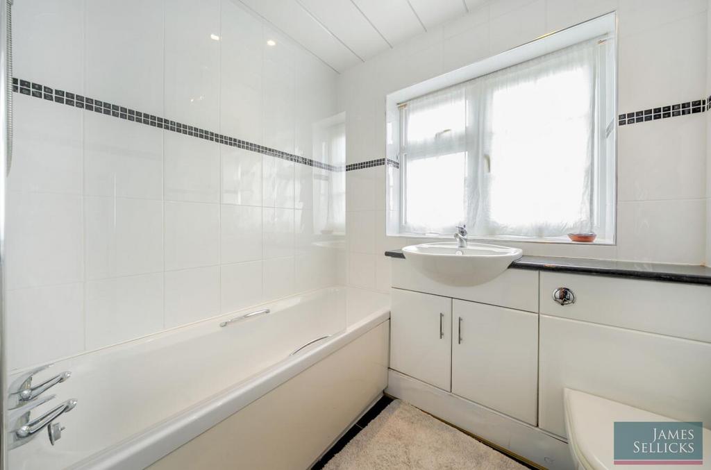 Family bathroom