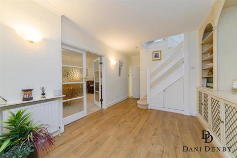 4 bedroom detached house for sale, Hazel Gardens, Edgware HA8