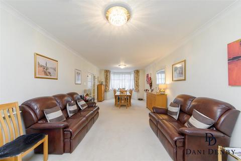 4 bedroom detached house for sale, Hazel Gardens, Edgware HA8