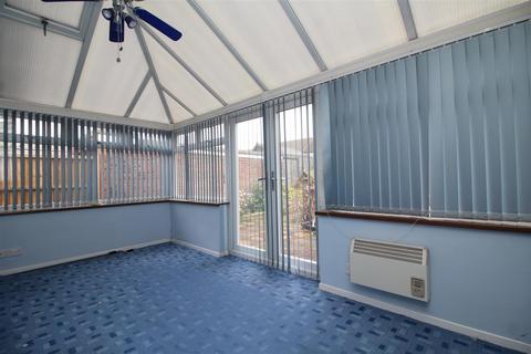 3 bedroom detached bungalow for sale, Oakdale Avenue, Stanground, Peterborough