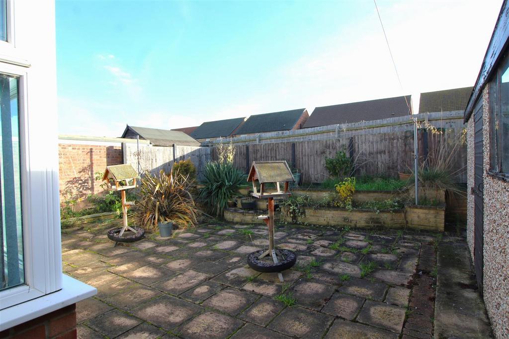 Garden 1 .JPG
