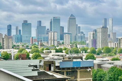 1 bedroom apartment to rent, Makers Yard, London E3