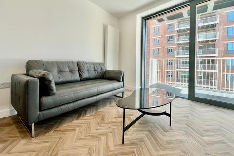 1 bedroom apartment to rent, Makers Yard, London E3