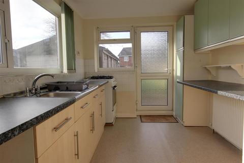 2 bedroom house to rent, Percy Close, Leconfield, Beverley