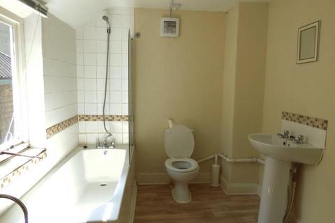 5 bedroom house to rent, Tyndale Road