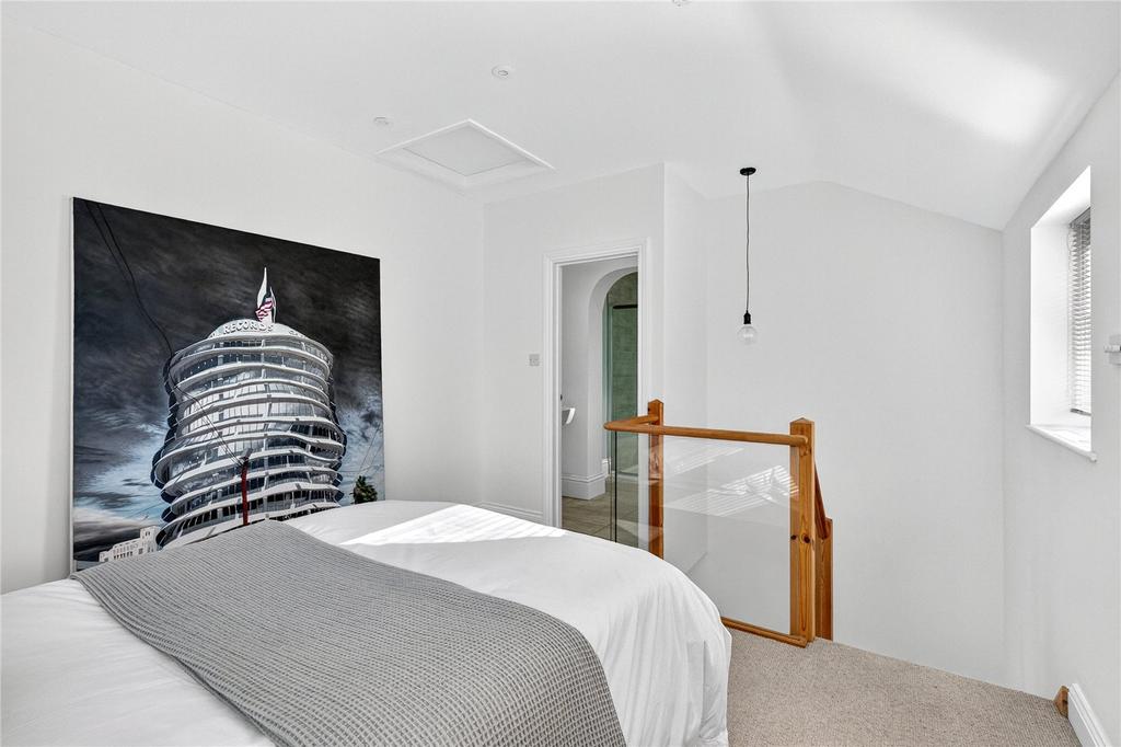 Main Bedroom