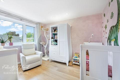 2 bedroom terraced house for sale, Reed Close, London SE12