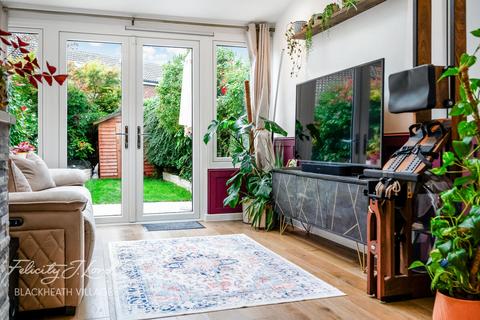 2 bedroom terraced house for sale, Reed Close, London SE12