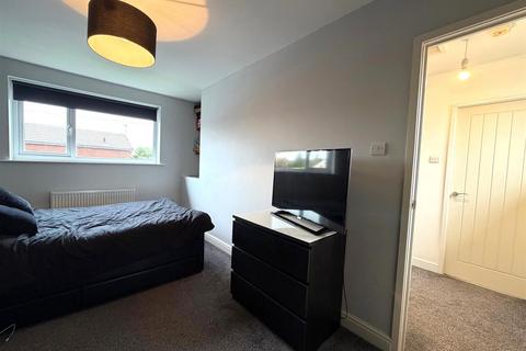 73 Central Drive, Westhoughton, Bolton, BL5 3DU