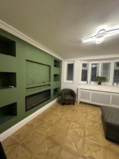 1 bedroom in a house share to rent, Chobham Road, Ascot SL5