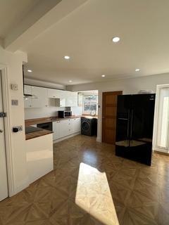1 bedroom in a house share to rent, Chobham Road, Ascot SL5