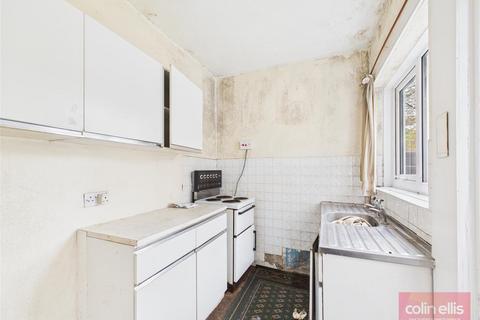 2 bedroom terraced house for sale, Stepney Avenue, Scarborough