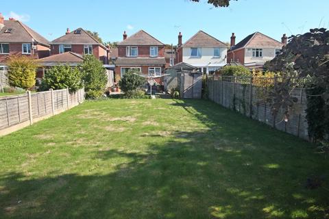 3 bedroom detached house for sale, New Road, Netley Abbey, Southampton