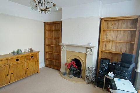 3 bedroom detached house for sale, New Road, Netley Abbey, Southampton