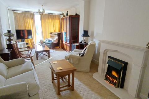 3 bedroom detached house for sale, New Road, Netley Abbey, Southampton