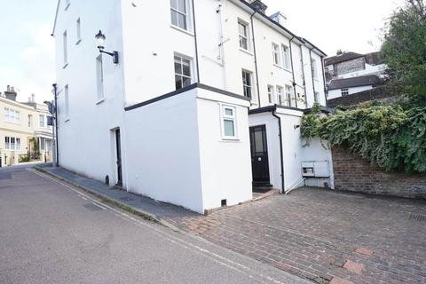 1 bedroom flat for sale, Paddock Terrace, Lewes