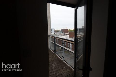 undefined, North Street, Leeds