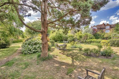 4 bedroom semi-detached house for sale, Chiddingstone Causeway, Tonbridge, Kent, TN11