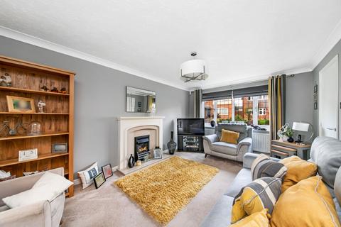 undefined, Greenfield Crescent, Grange Moor, WF4