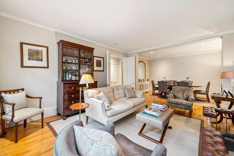 undefined, St Michaels Mews, Belgravia Place, Belgravia, London, SW1W