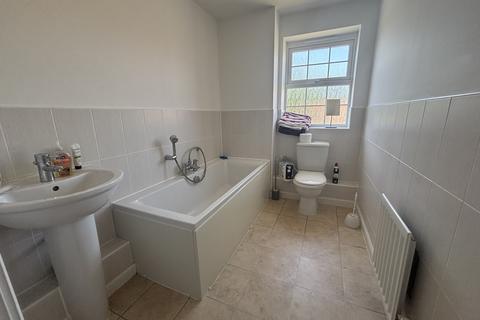 2 bedroom flat to rent, Conifer House, 1 Hundred Acre Way, IP28