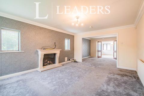 5 bedroom detached house to rent, Rising Bridge Road, Haslingden, BB4