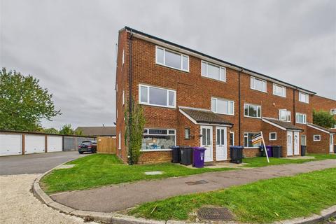 undefined, Icknield Close, Hitchin SG5