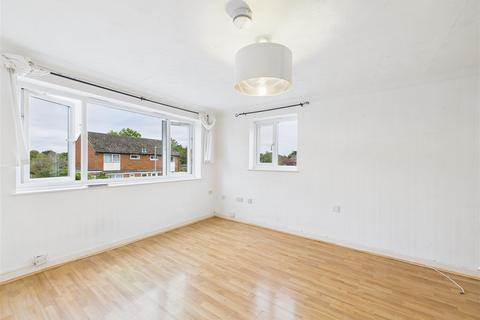 undefined, Icknield Close, Hitchin SG5